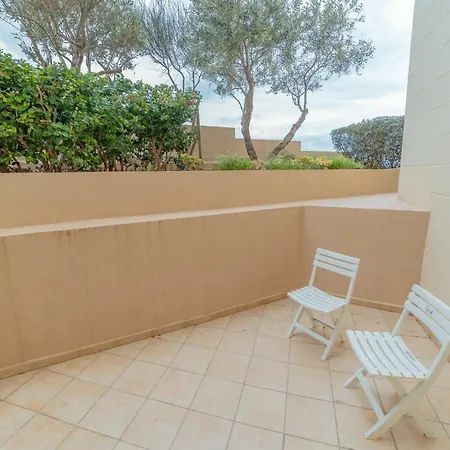 Luxury Seaview & Pool-hosted By Sweetstay