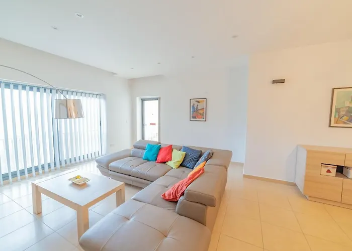 Διαμέρισμα Luxury Seaview & Pool-hosted By Sweetstay Mellieħa