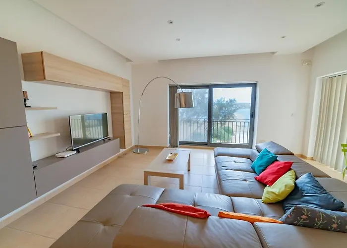 Luxury Seaview & Pool-hosted By Sweetstay Διαμέρισμα