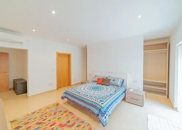 Luxury Seaview & Pool-hosted By Sweetstay Διαμέρισμα