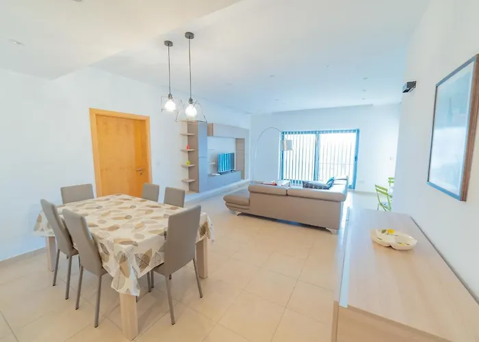 Διαμέρισμα Luxury Seaview & Pool-hosted By Sweetstay Mellieħa