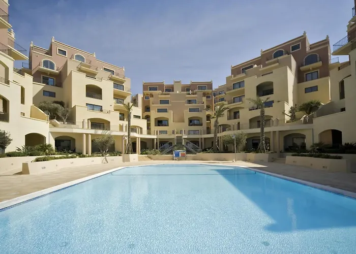 Luxury Seaview & Pool-hosted By Sweetstay Διαμέρισμα Mellieħa