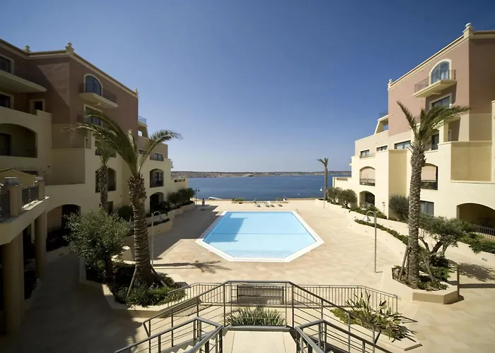 Διαμέρισμα Luxury Seaview & Pool-hosted By Sweetstay Mellieħa